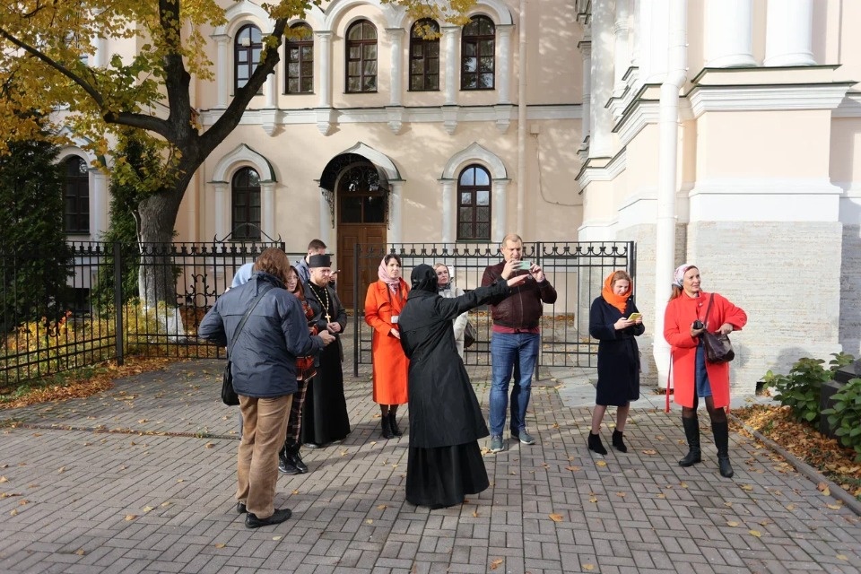 Псковские журналисты присоединились к путешествию по святым местам Санкт-Петербурга