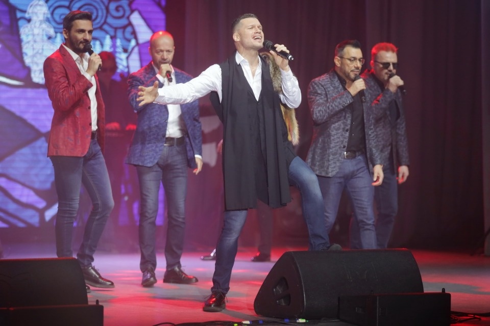 Хором с Турецким Хором с Турецким