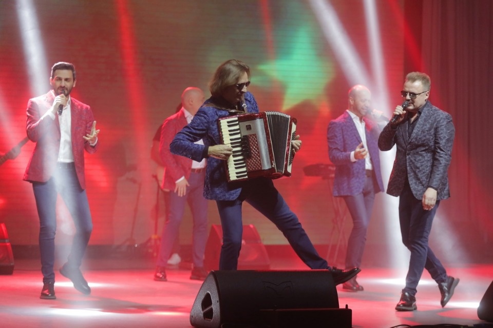 Хором с Турецким Хором с Турецким