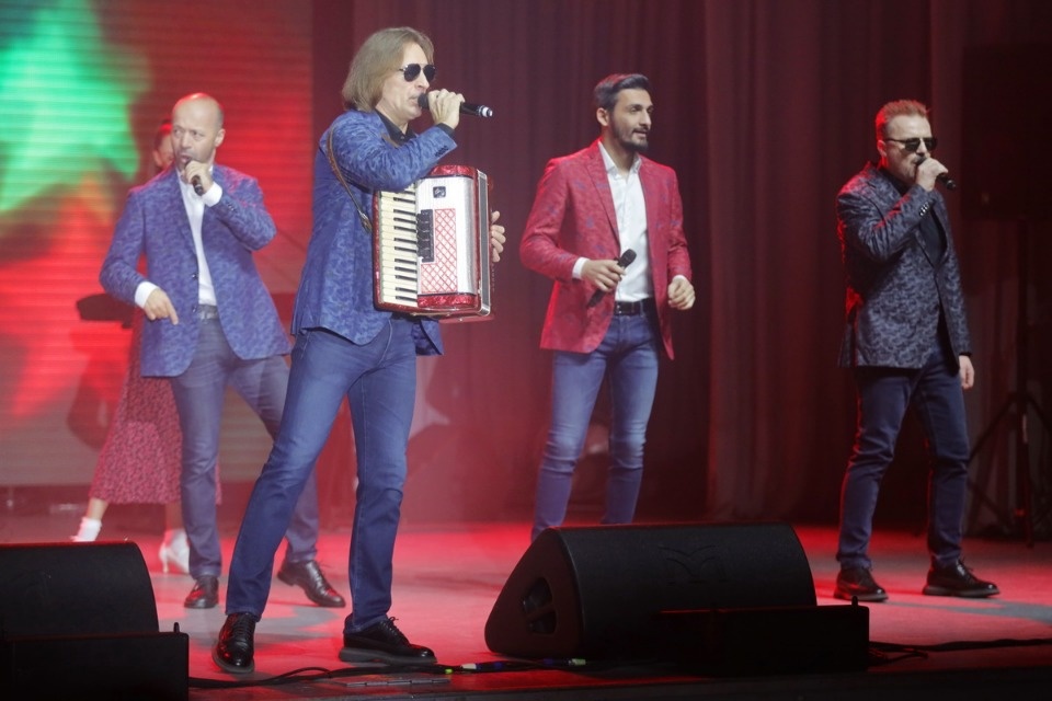 Хором с Турецким Хором с Турецким