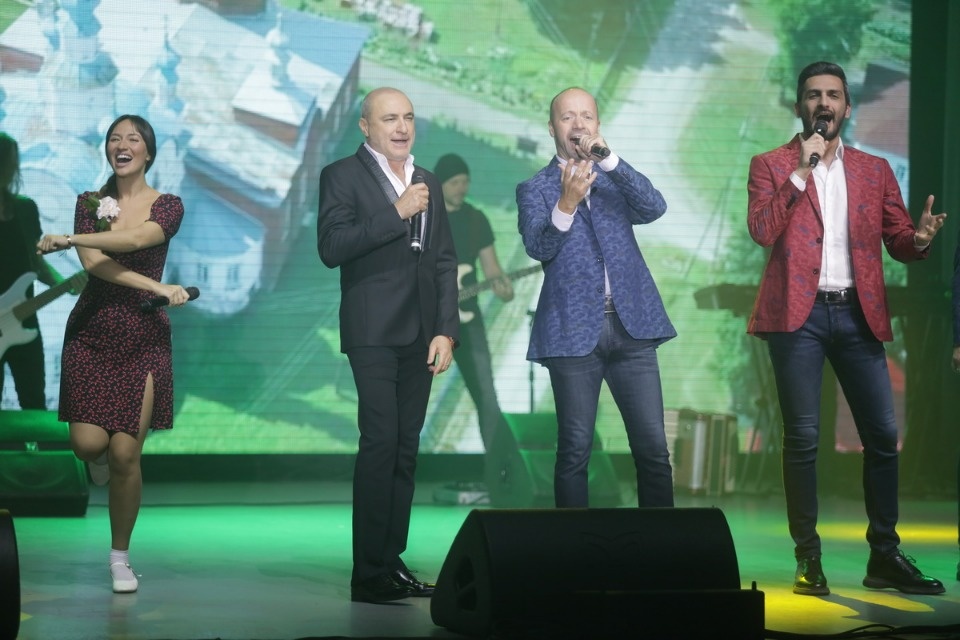 Хором с Турецким Хором с Турецким