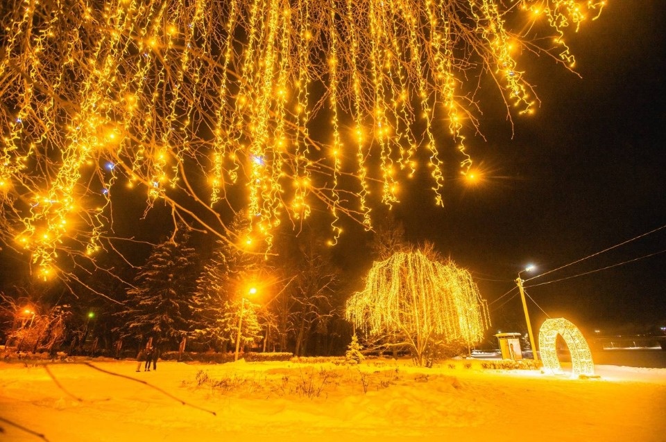 Глава Великих Лук рассказал об украшении города к Новому году