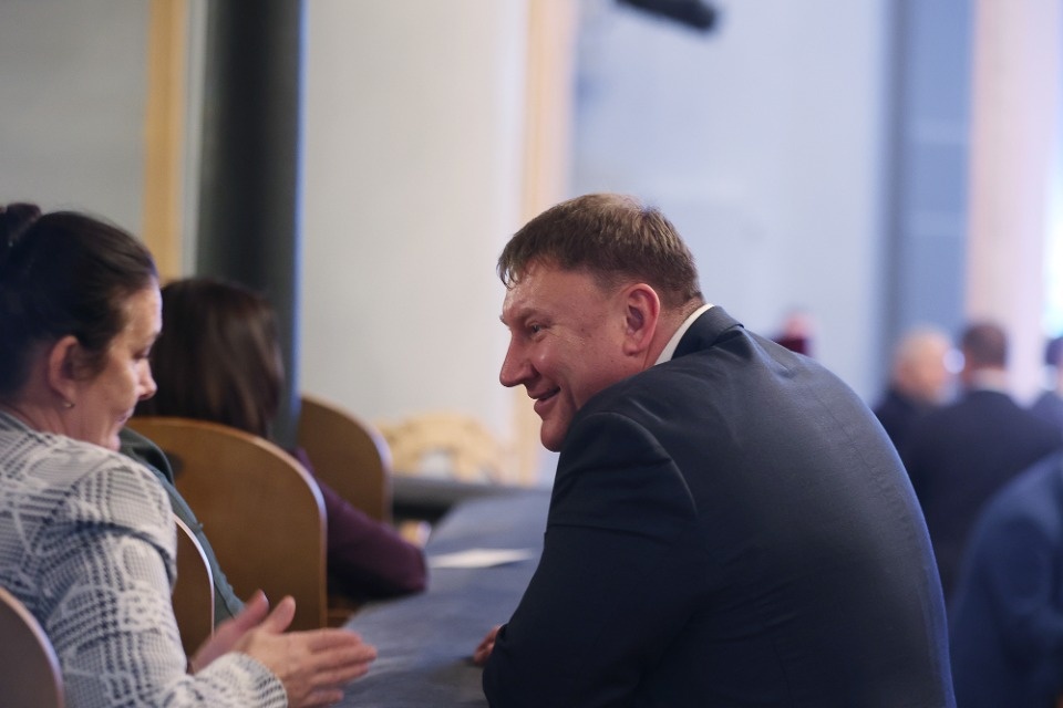 Озаглавили Озаглавили