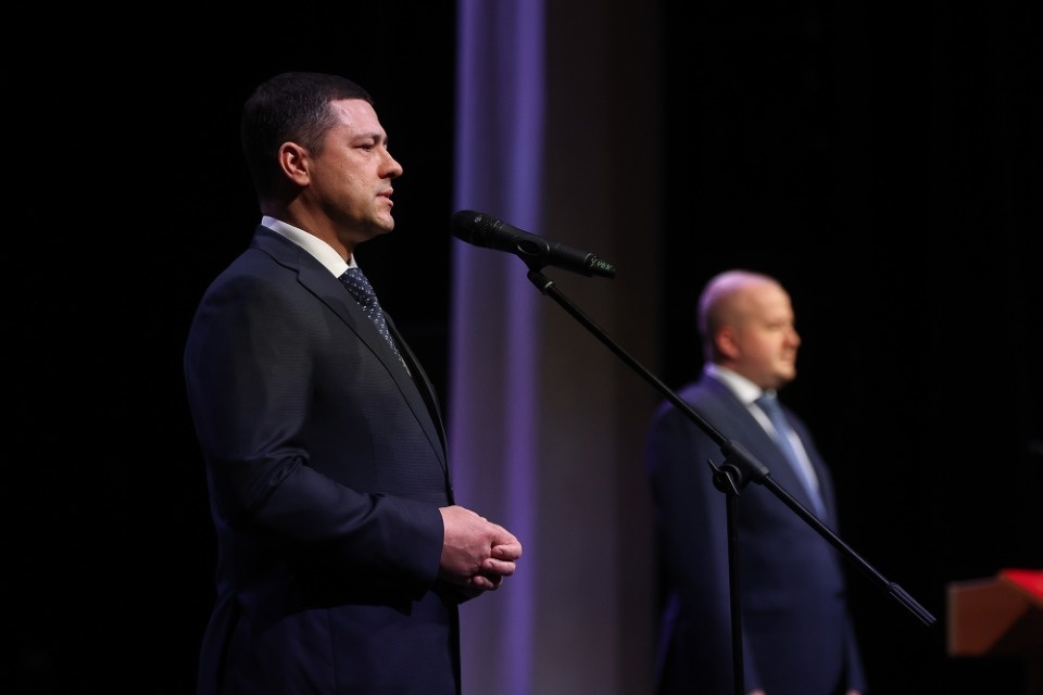 Озаглавили Озаглавили