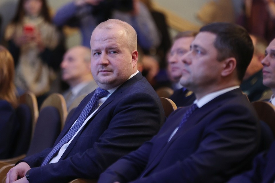 Озаглавили Озаглавили