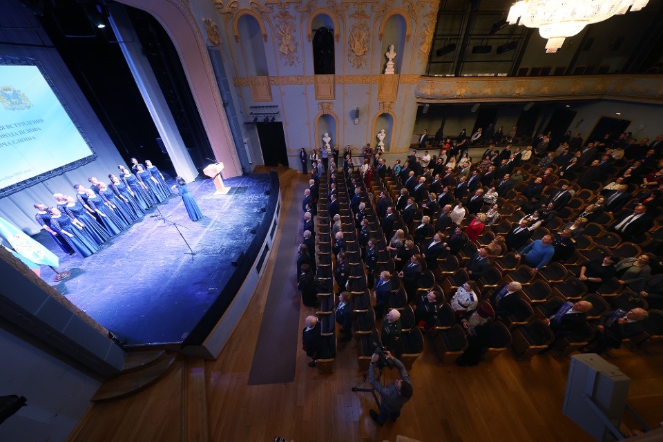 Озаглавили Озаглавили