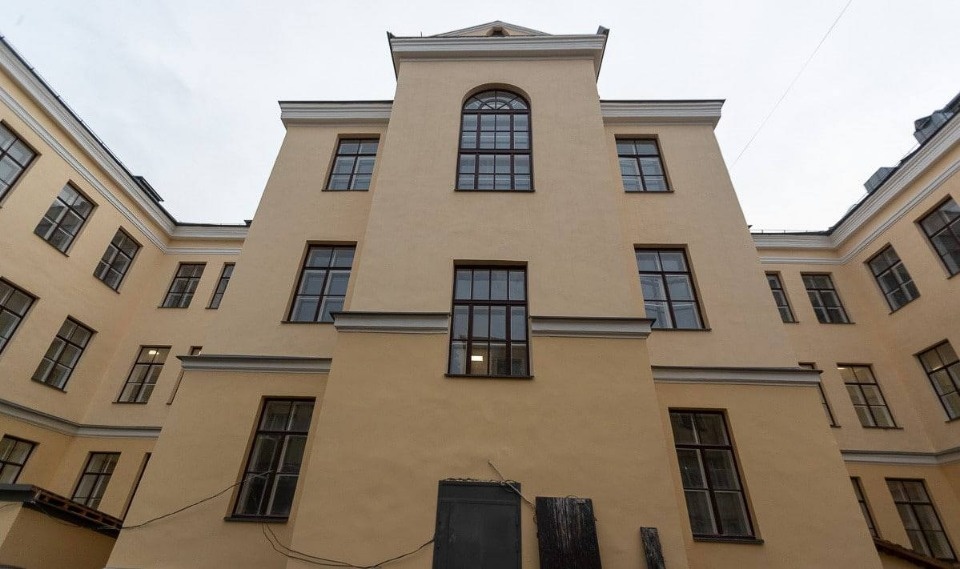 Ремонт в Псковском техническом лицее завершен на 85%