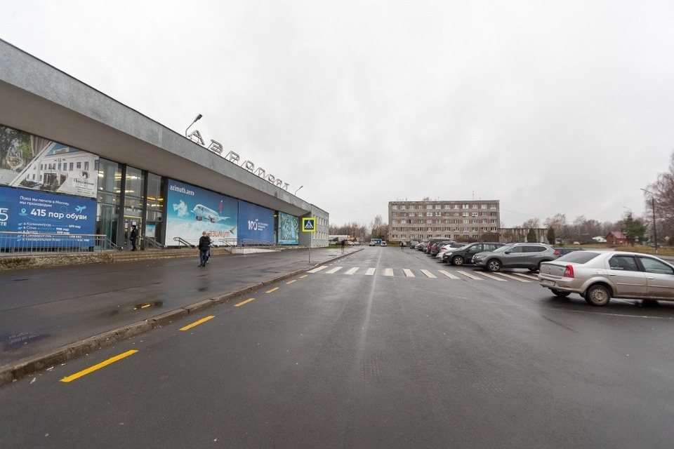 До конца 2023 года в Пскове планируют отремонтировать площадь у аэропорта