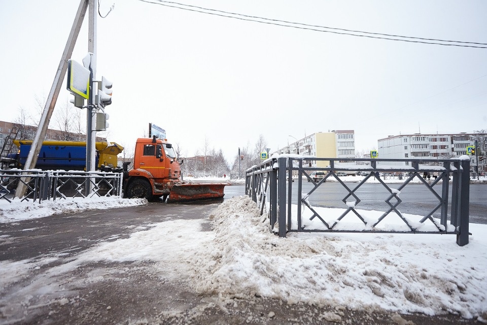 Дорожные службы Пскова готовы к зимнему периоду