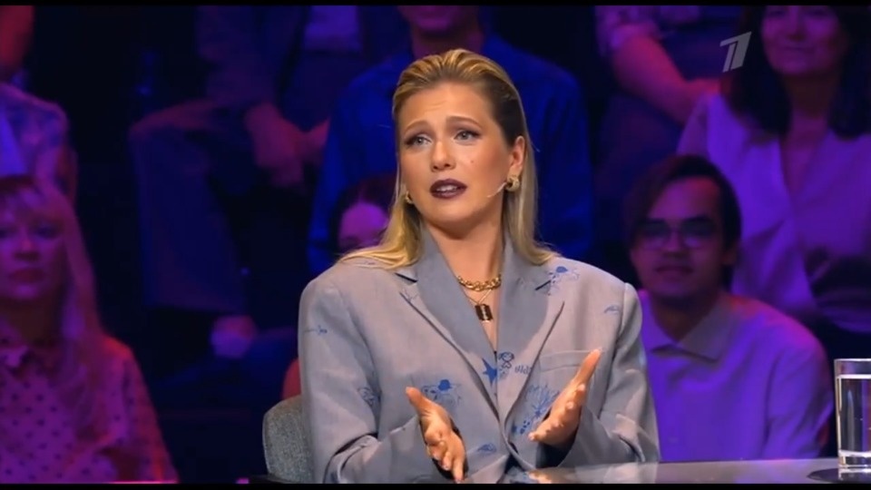 Актриса Наталья Варлей о выступлении себежской «Сударушки»: Без такого солиста этой песни не состоялось бы