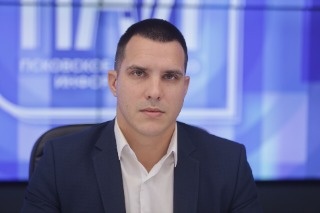 «Убираем темные пятна»