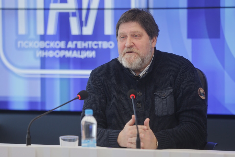 Владимир Путин наградил Орденом Дружбы директора музея-заповедника А.С.Пушкина «Михайловское»