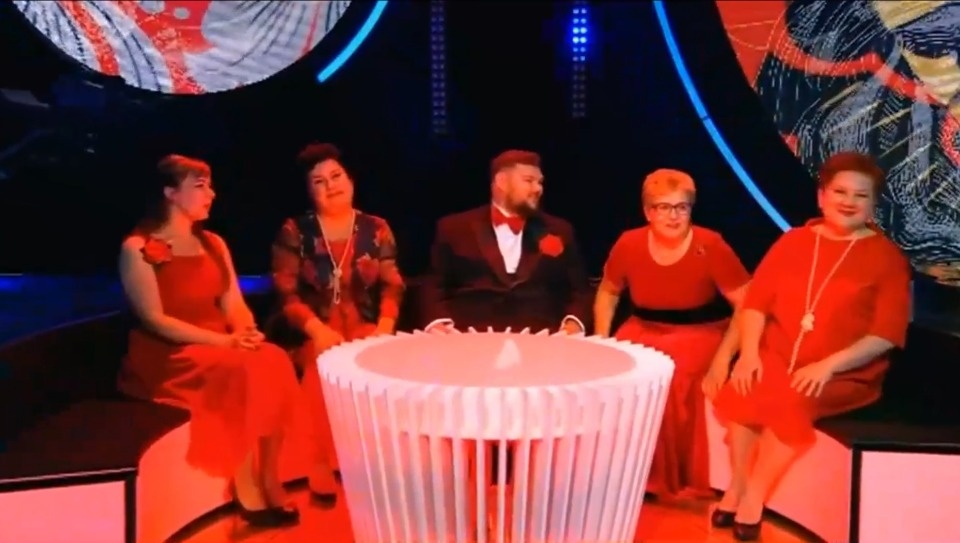 За шаг до финала: Себежский коллектив «Сударушка» не прошел в новый этап телешоу «Поем на кухне всей страной»