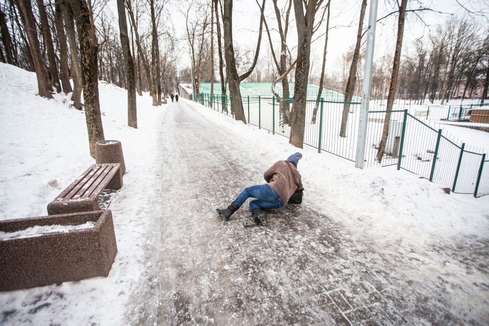 В декабре в травмпункт Пскова обратились более 600 человек
