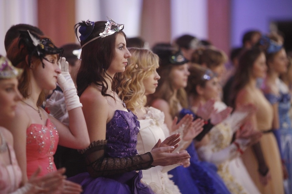 Новогодний бал организуют в Псковском кремле Новогодний бал организуют в Псковском кремле