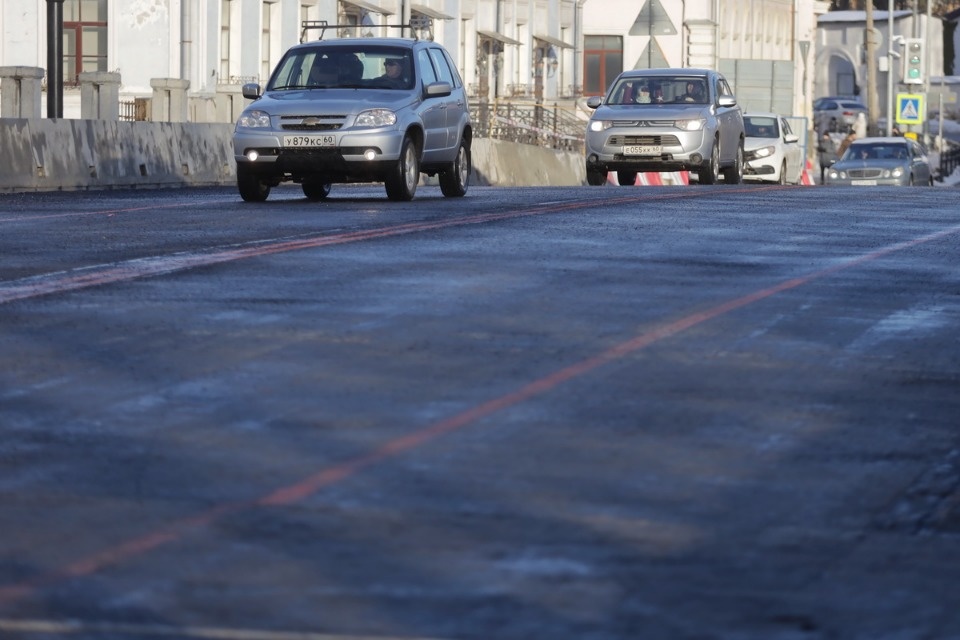 И пошли и поехали