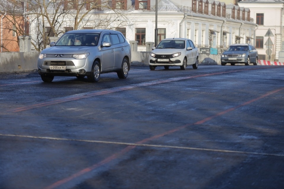 И пошли и поехали