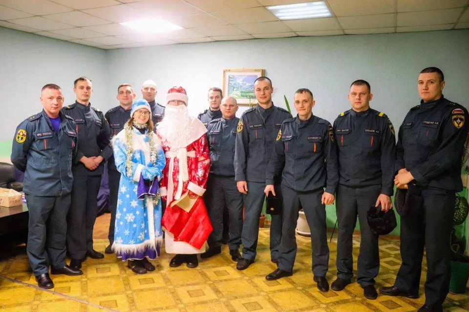 Активисты псковского отделения Российского движения детей и молодежи присоединились к акции «Российский Детский Дед Мороз»