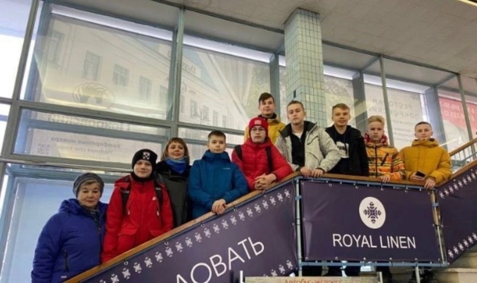 Пять псковских лицеистов отправились на смену в образовательный центр «Сириус» Пять псковских лицеистов отправились на смену в образовательный центр «Сириус»