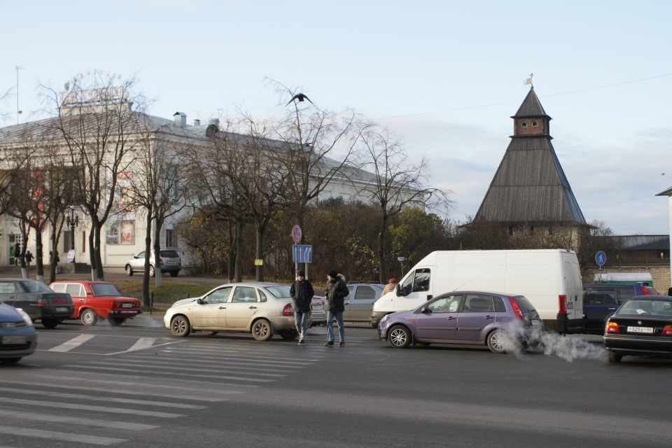 Владимир Папорт: На центральных улицах Пскова не останется нерегулируемых переходов