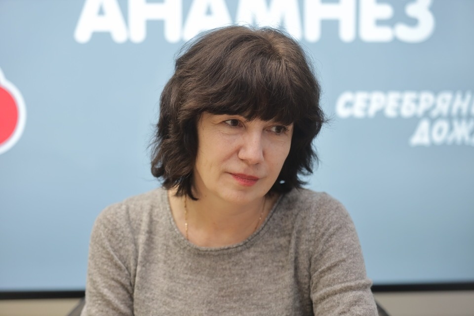 Псковичка потеряла все волосы после болезни коронавирусом Псковичка потеряла все волосы после болезни коронавирусом