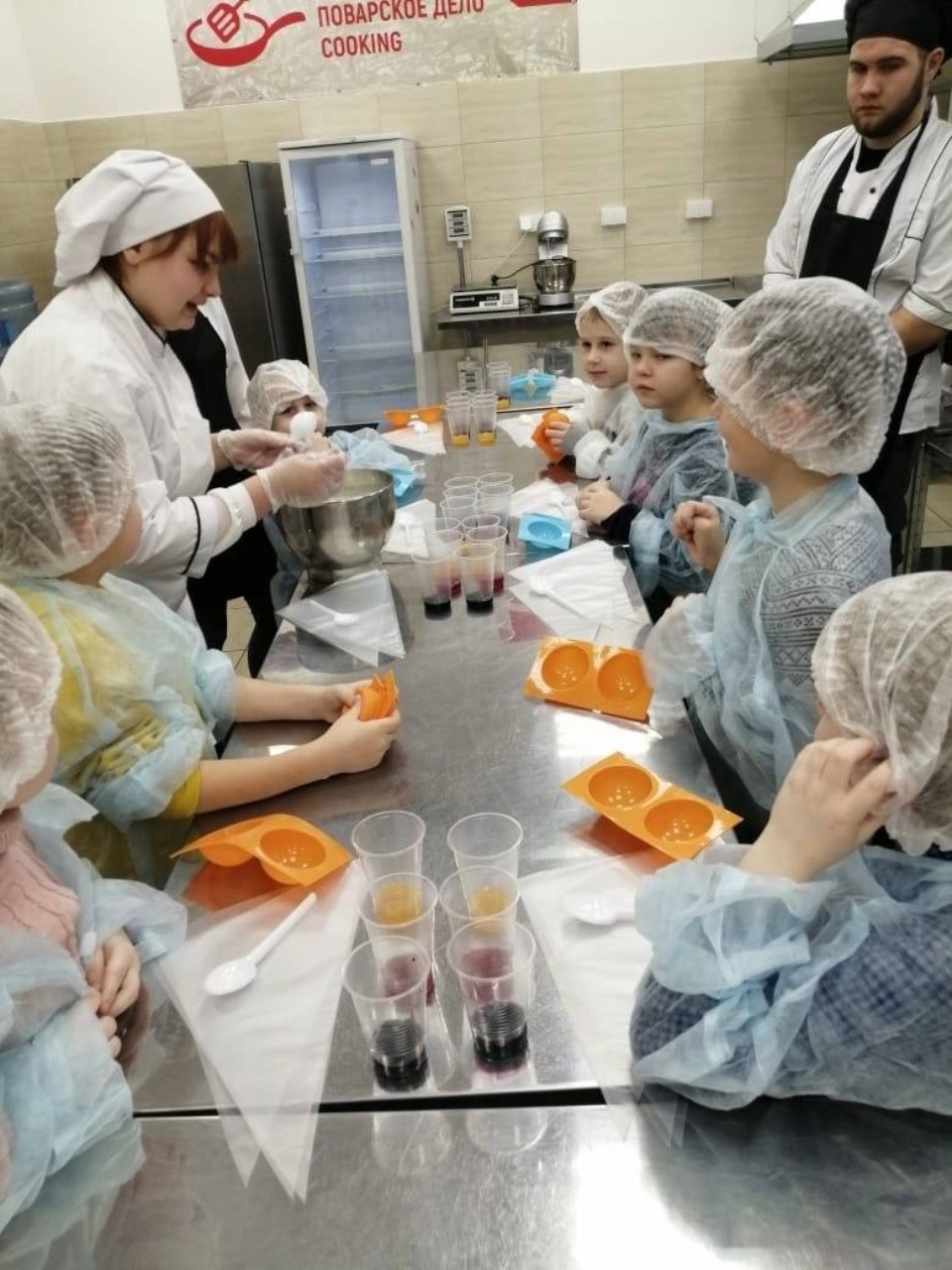 Первый мастер-класс для детей состоялся  в Великолукском механико-технологическом колледже