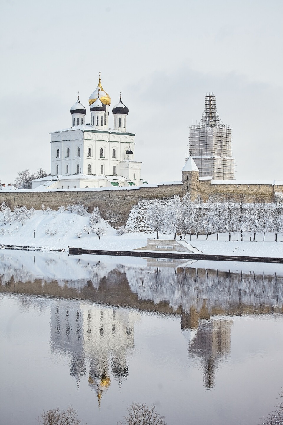 Прокладка теплотрасс к Колокольне Троицкого собора в Пскове начнется в этом году 