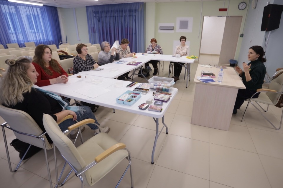 Добавили красок