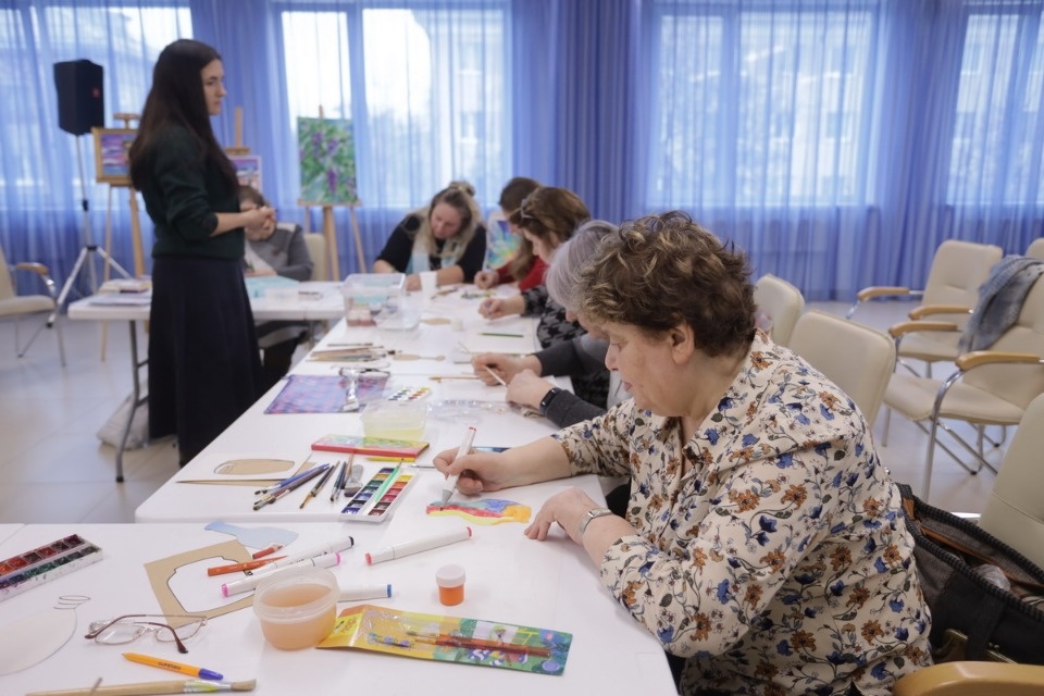 Добавили красок