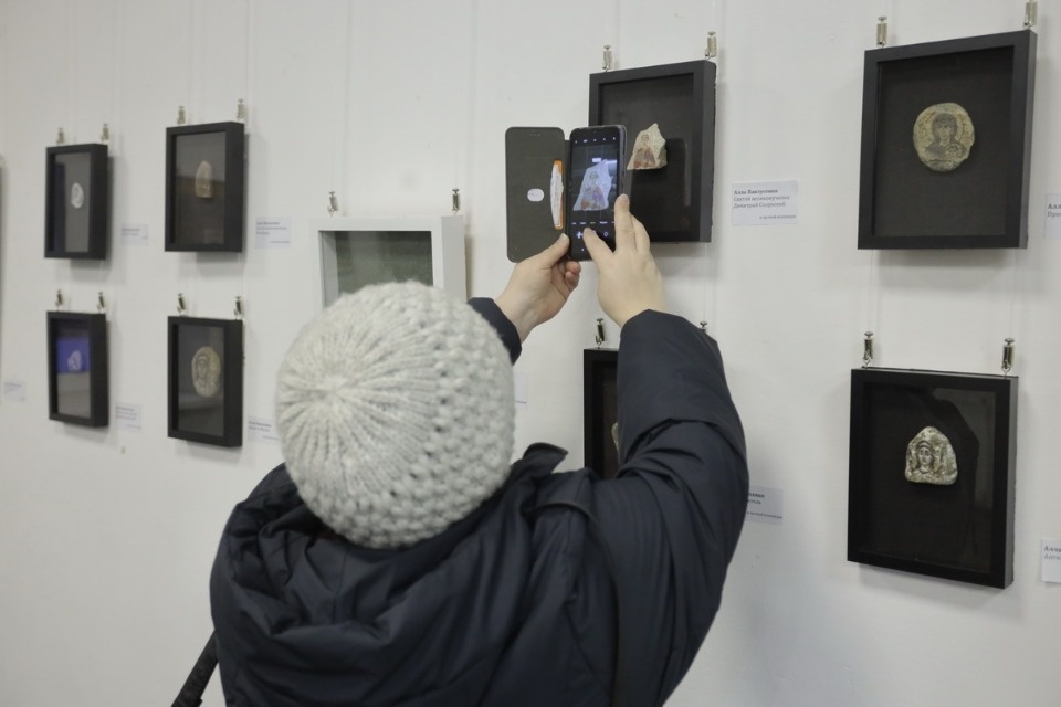 «Камень, дерево, бумага»