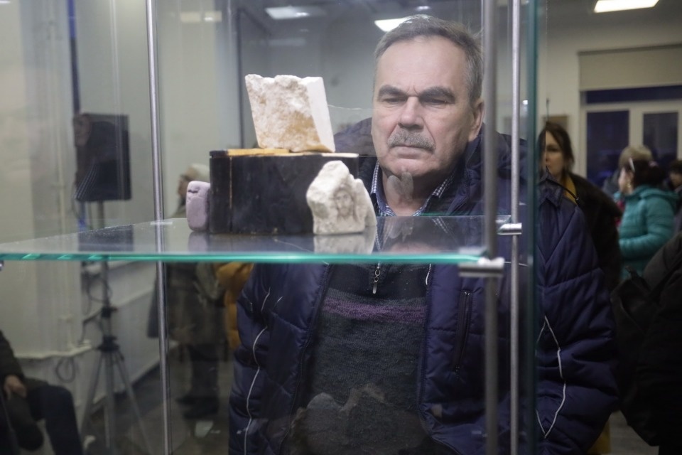 «Камень, дерево, бумага»