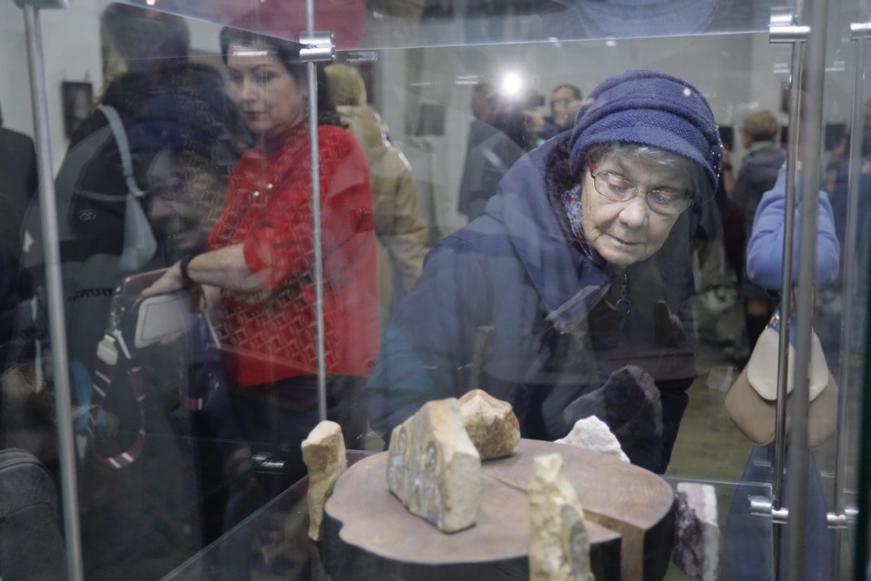 «Камень, дерево, бумага»