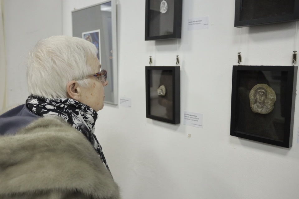 «Камень, дерево, бумага»