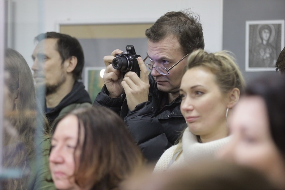 «Камень, дерево, бумага»