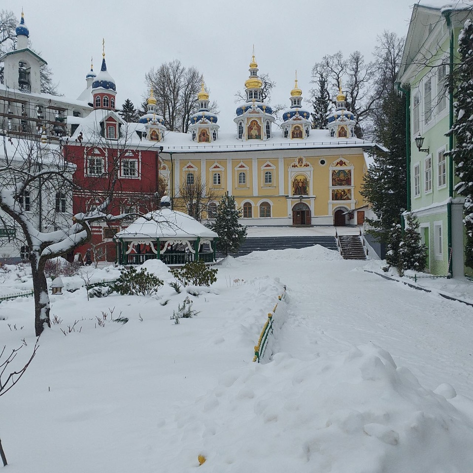 Древний вход в храм планируют открыть в Успенском соборе Псково- Печерского монастыря после реставрации Древний вход в храм планируют открыть в Успенском соборе Псково- Печерского монастыря после реставрации