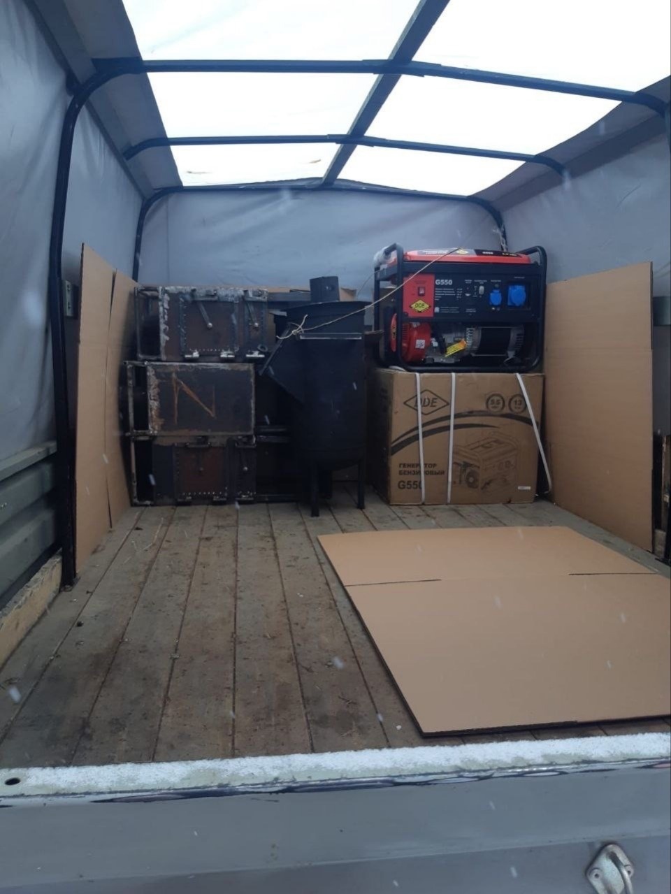 Очередной гуманитарный груз из Великих Лук доставили на передовую