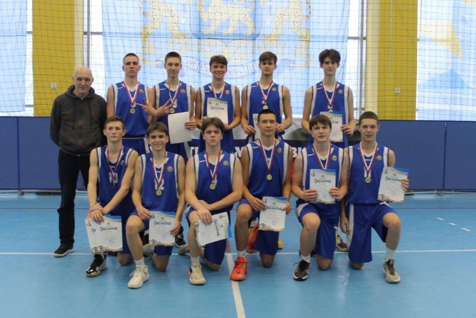 Чемпионат Пскова по баскетболу завершился 19 февраля