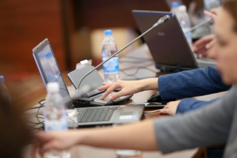 Восемь к одному