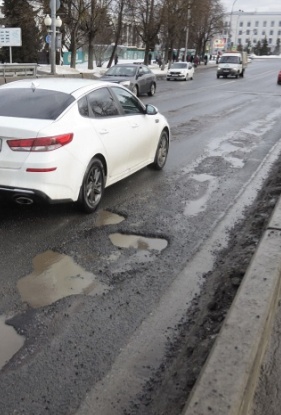 Отлить в асфальтобетоне