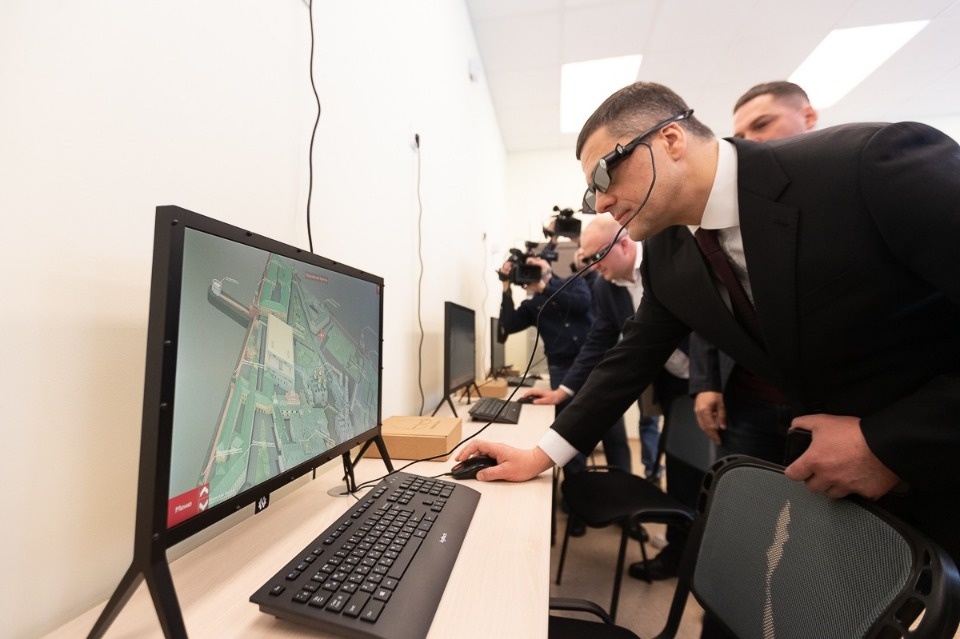 Михаил Ведерников осмотрел Гимназию №29 в Пскове Михаил Ведерников осмотрел Гимназию №29 в Пскове