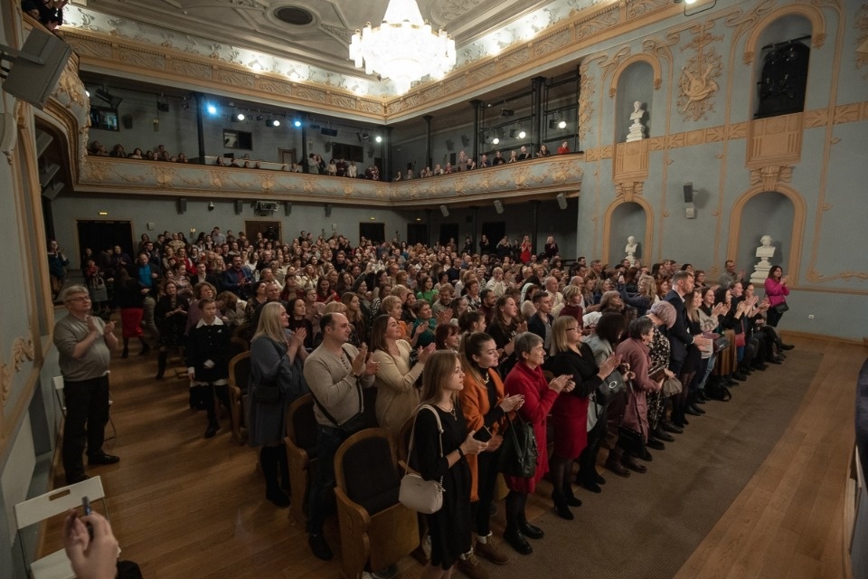 Почти 95% составила посещаемость спектаклей в Псковском драмтеатре