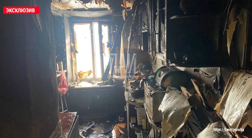 Короткое замыкание электропроводки вызвало пожар в Великих Луках