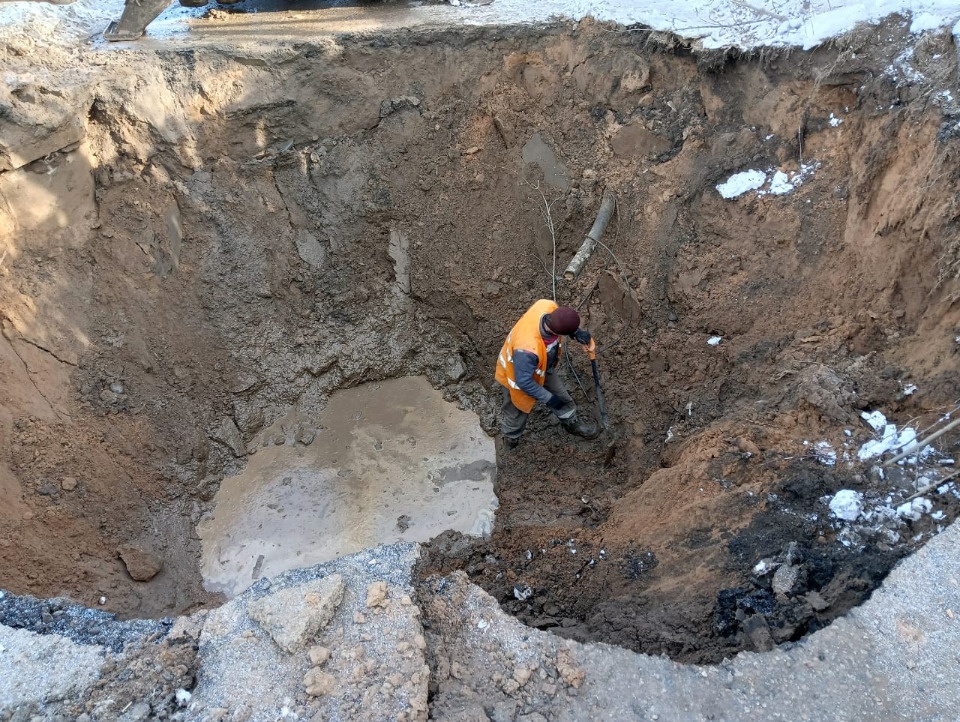 Без холодной воды осталось более 2000 жителей Невельского района