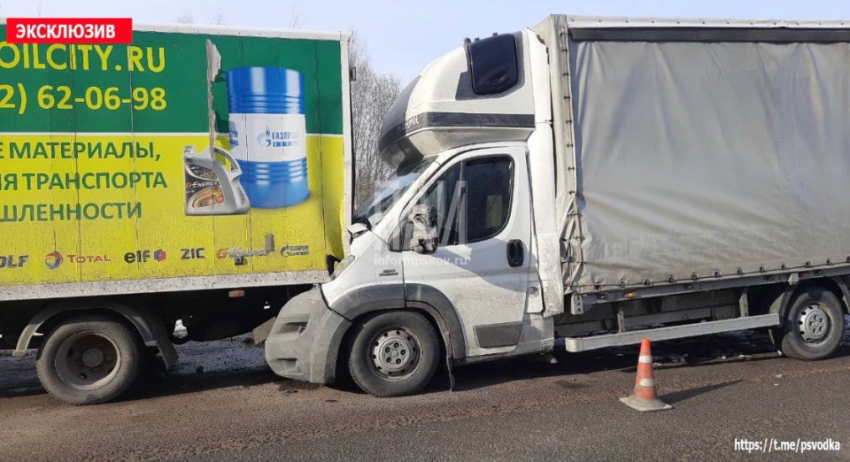 В Пустошкинском районе произошло тройное ДТП