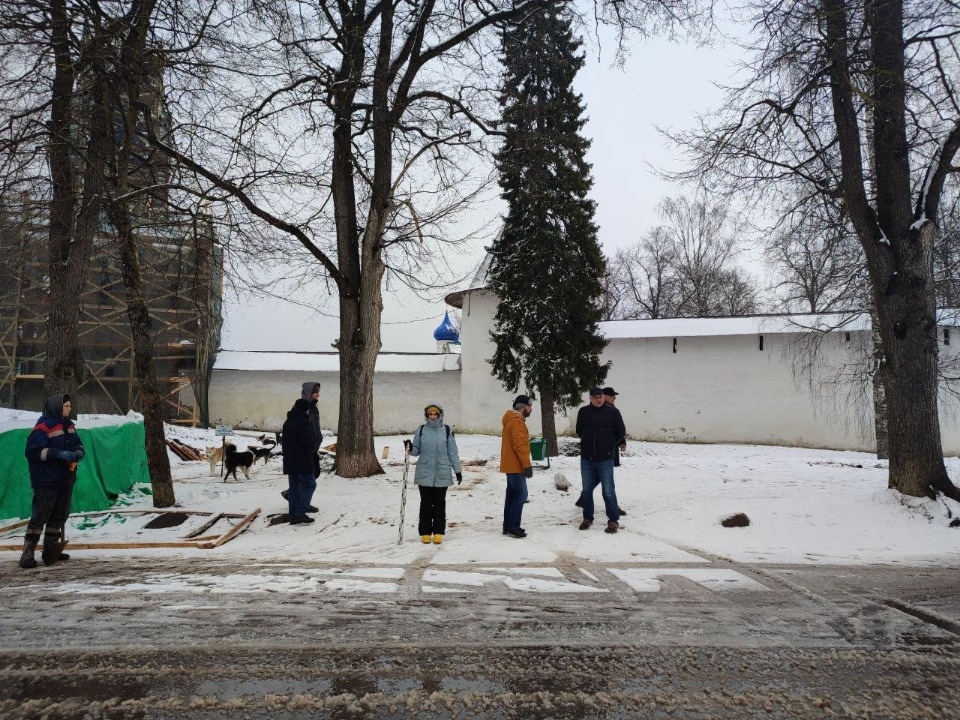 Археологи проведут раскопки у стен Псково-Печерского монастыря