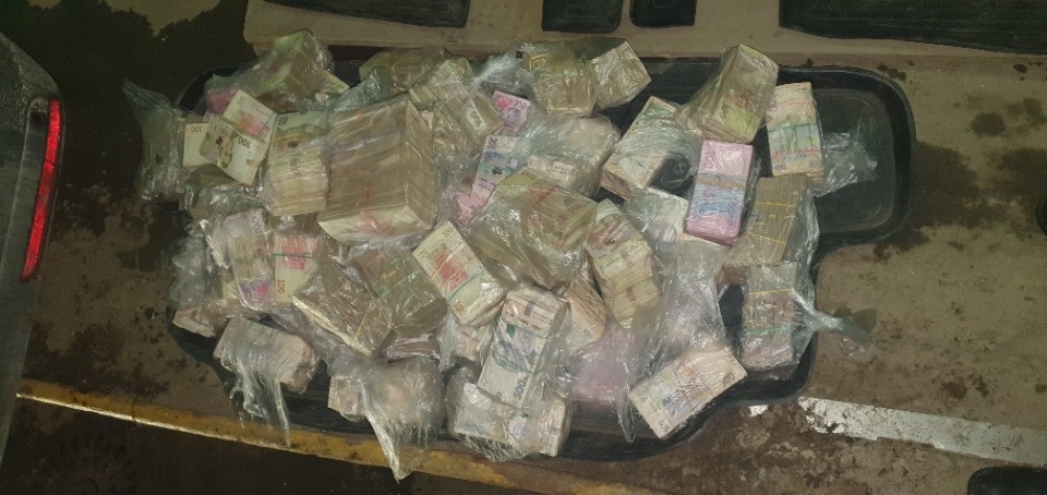 9,5 млн гривен изъяли псковские таможенники у выезжающих из России иностранцев 