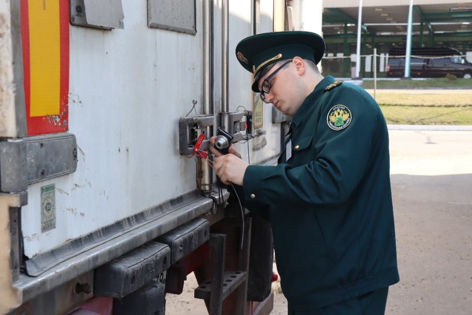 Псковская таможня взыскала  более 31 миллиона рублей административных штрафов