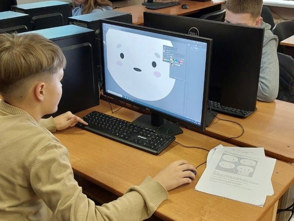 128 педагогов примут участие в проекте «Билет в  будущее» в Псковской области 