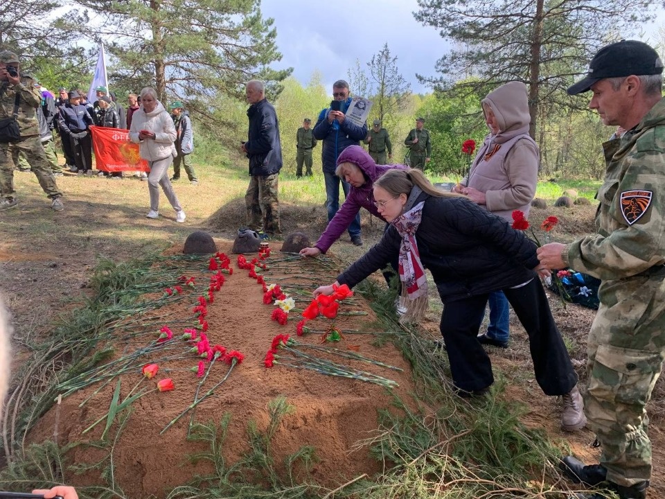 В Невельском районе перезахоронили останки бойцов Великой Отечественной войны