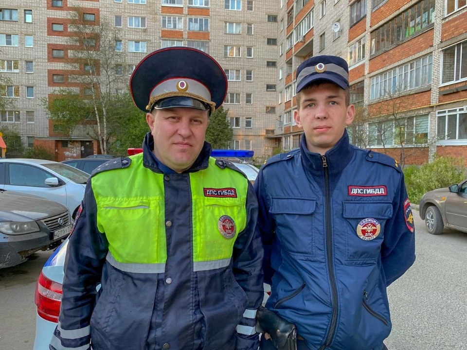 Сбежавшего с территории детского сада мальчика оперативно нашли псковские полицейские